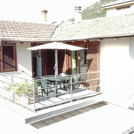 Apartmán Casa Avezza Omegna Pokoj fotografie