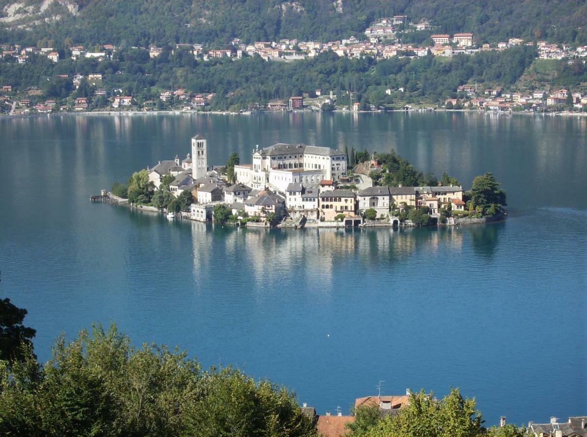 Apartmán Casa Avezza Omegna Exteriér fotografie